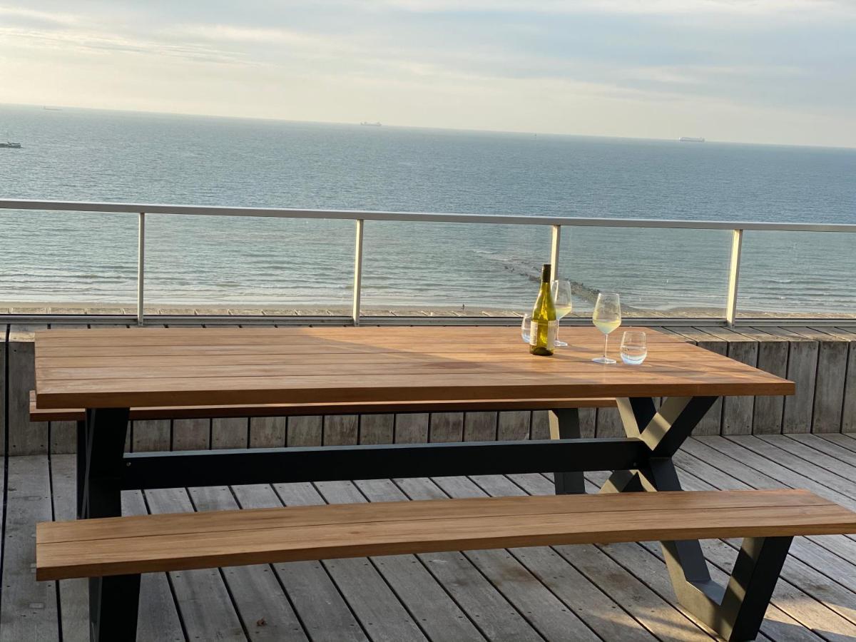 Penthouse Sea-Loft Blankenberge, Uniek Zeezicht, Luxeloft Met 40M2 Terras! Apartment Exterior photo